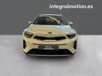 Usado Kia Stonic 84 CV (61 kW) 2023 Blanco SUV