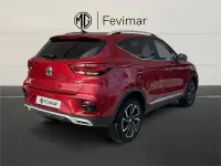 Usado MG ZS Luxury 106 CV (77 kW) 2024 Rojo SUV