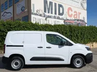 Usado Peugeot Partner Premium 100 CV (73 kW) 2022 Blanco Monovolumen