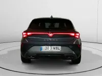 Usado Cupra Leon 150 CV (110 kW) 2024 Azul Berlina