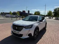 Usado Peugeot 2008 Allure 110 CV (80 kW) 2022 Blanco SUV