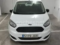 Usado Ford Tourneo Courier Ambiente 100 CV (73 kW) 2015 Blanco Monovolumen