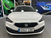 Usado Seat Leon Style 115 CV (84 kW) 2022 Blanco Berlina