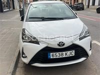 Usado Toyota Yaris Active 69 CV (50 kW) 2018 Blanco Berlina