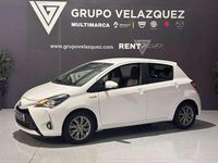 Usado Toyota Yaris Hybrid Active 99 CV (72 kW) 2020 Blanco Utilitario