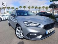 Usado Seat Leon FR 150 CV (110 kW) 2021 Gris / plata Familiar