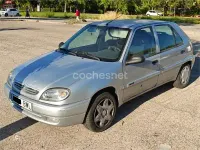 Usado Citroën Saxo 58 CV (42 kW) 2002 Blanco Utilitario