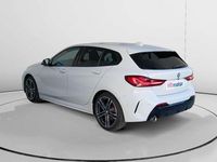 Usado BMW 118 M Sport 136 CV (100 kW) 2023 Blanco Utilitario