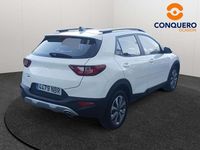 Usado Kia Stonic 101 CV (74 kW) 2025 Blanco SUV