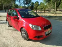 Usado Chevrolet Aveo LT 84 CV (61 kW) 2010 Rojo Berlina