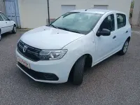 Usado Dacia Sandero Ambiance 75 CV (55 kW) 2017 Blanco Berlina