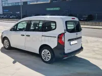 Usado Renault Kangoo Edition One 95 CV (69 kW) 2022 Blanco Monovolumen