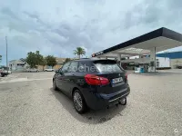Usado BMW 218 136 CV (100 kW) 2015 Azul Familiar
