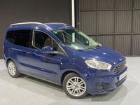 Usado Ford Tourneo Courier Ambiente 102 CV (75 kW) 2017 Azul Monovolumen
