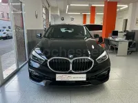 Usado BMW 118 136 CV (100 kW) 2022 Negro Utilitario