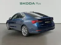 Usado Skoda Octavia Style 204 CV (150 kW) 2022 Azul Berlina