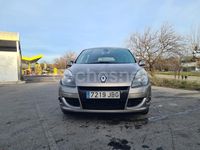 Usado Renault Scénic III Dynamique 110 CV (80 kW) 2011 Gris / plata Monovolumen