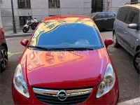 Usado Opel Corsa Essentia 75 CV (55 kW) 2010 Rojo Utilitario
