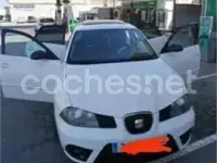 Begagnad Seat Ibiza Reference 80 HK (58 kW) 2009 Vit Sedan