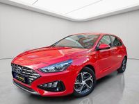 Usado Hyundai i30 120 CV (88 kW) 2022 Rojo Berlina