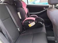 Usado Toyota Corolla Sol 90 CV (66 kW) 2004 Beige Berlina