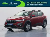 Usado Dacia Sandero Comfort 100 CV (73 kW) 2021 Rojo