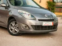 Usado Renault Scenic E-Tech 109 CV (80 kW) 2011 Beige Monovolumen
