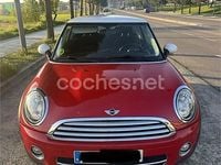 Usado Mini Cooper D 110 CV (80 kW) 2009 Rojo Utilitario