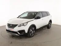 Usado Peugeot 5008 Allure 130 CV (95 kW) 2020 Blanco SUV