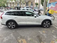 Usado Volvo V60 CC Pro 190 CV (139 kW) 2019 Beige Familiar