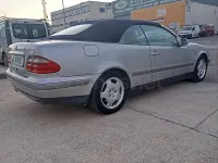 Usado Mercedes CLK320 Elegance 218 CV (160 kW) 1998 Gris / plata Descapotable