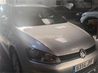 Usado VW Golf VII Advance 110 CV (80 kW) 2016 Gris / plata Berlina
