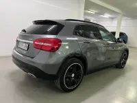 Usado Mercedes GLA220 AMG line 170 CV (125 kW) 2015 Gris / plata SUV