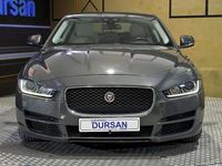 Usado Jaguar XE Pure 182 HP (133 kW) 2016 Cinzento Sedan