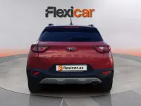 Usado Kia Stonic 101 CV (74 kW) 2020 Rojo SUV