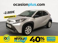 Usado Toyota Aygo X Play 72 CV (52 kW) 2024 Gris SUV