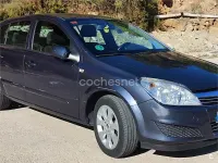 Usado Opel Astra Enjoy 115 CV (84 kW) 2008 Gris / plata Berlina