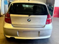 Usado BMW 118 143 CV (105 kW) 2010 Gris / plata Utilitario