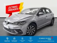 Usado VW Polo 95 CV (69 kW) 2023 Plateado Utilitario