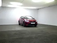 Usado Kia Ceed 136 CV (100 kW) 2023 Rojo Utilitario