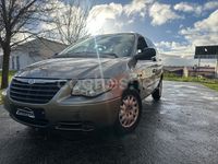 Usado Chrysler Voyager Executive 150 CV (110 kW) 2007 Gris Monovolumen