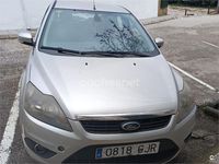 Usado Ford Focus Trend 100 CV (73 kW) 2008 Gris / plata Berlina