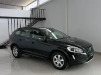 Usado Volvo XC60 Kinetic 136 CV (100 kW) 2014 Negro SUV