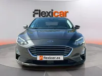 Usado Ford Focus Trend 101 CV (74 kW) 2020 Gris Berlina