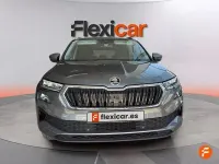 Usado Skoda Karoq Selection 150 CV (110 kW) 2024 Gris SUV