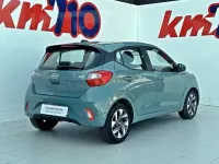 Usado Hyundai i10 63 CV (46 kW) 2024 Verde Utilitario