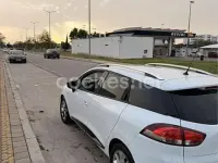 Usado Renault Clio LIMITED 90 CV (66 kW) 2016 Blanco Familiar