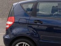 Usado Mercedes A160 82 CV (60 kW) 2006 Azul Utilitario