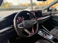 Usado VW Golf VIII GTI 265 CV (194 kW) 2024 Gris / plata Berlina