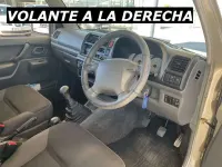 Usado Suzuki Jimny 82 CV (60 kW) 2004 Plateado SUV